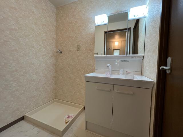 洗面設備　洗髪洗面化粧台