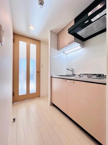 キッチン　コンパクトなキッチンで掃除もラクラク