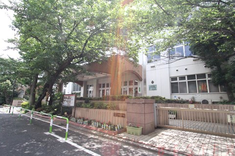 小学校　文京区立汐見小学校（小学校）まで440m