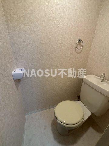 トイレ　落ち着いたトイレです