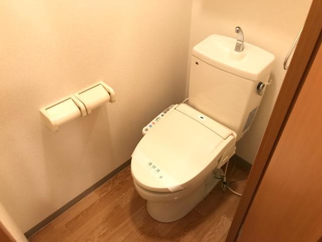 トイレ　トイレ