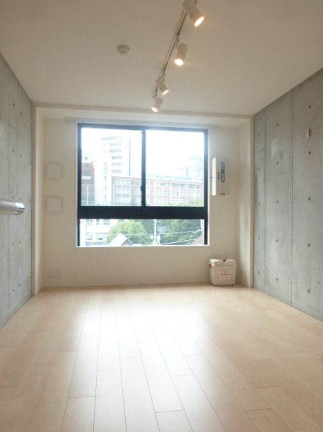 居室・リビング　※別部屋参考写真