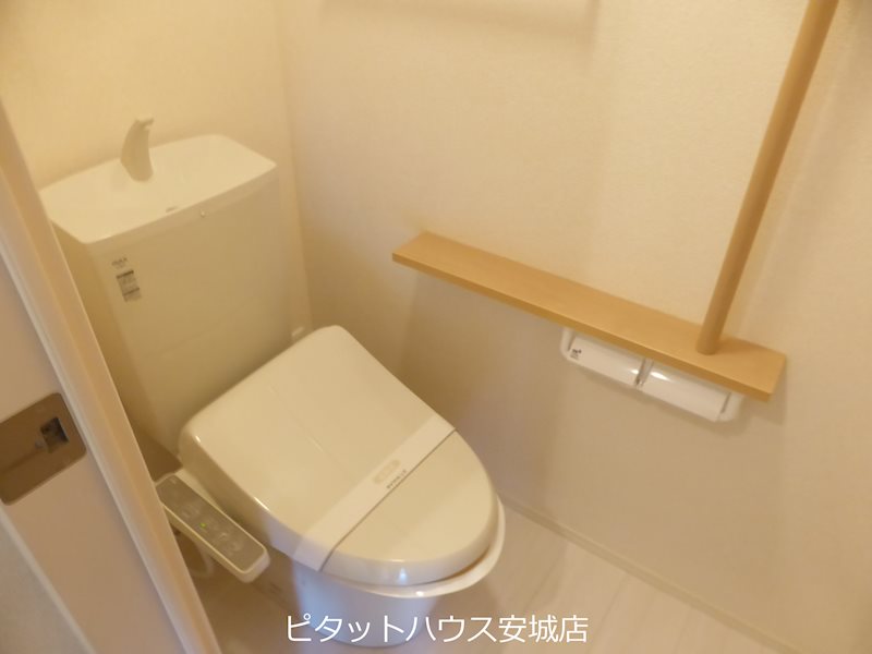 トイレ　同物件別部屋