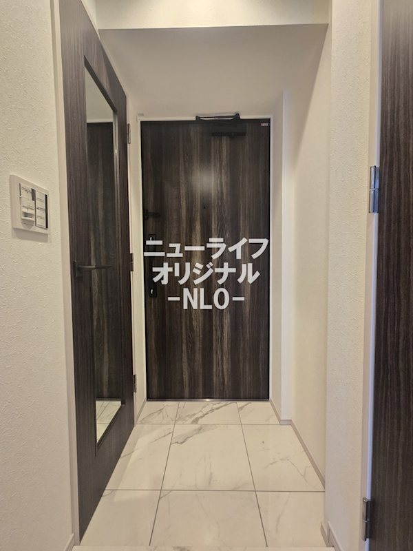 玄関　※同建物の別部屋参照