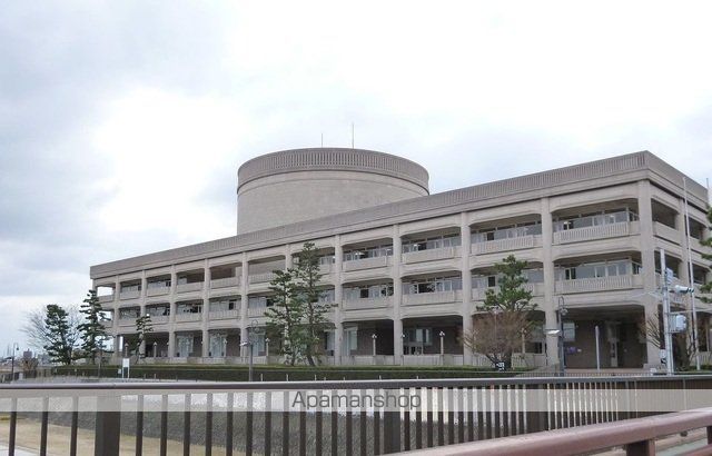 役所　宝塚市役所（役所）まで2400m