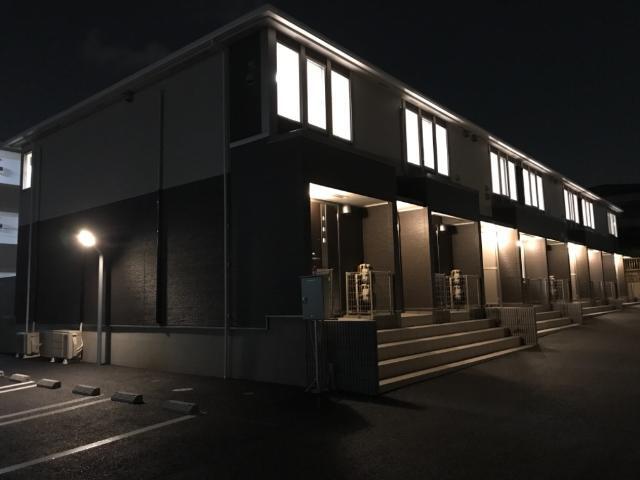 建物外観　外観写真（夜）