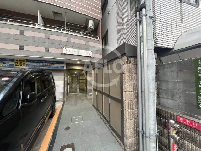 エントランス　ルミエール新大阪　エントランス