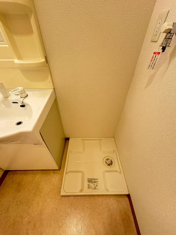 コンフォーレ栗栖野の内装写真