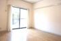 居室・リビング　同形の別部屋の写真です
