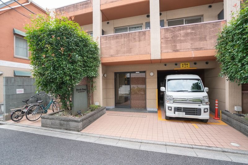 エントランス　毎日の通勤通学にも便利なエントランス☆