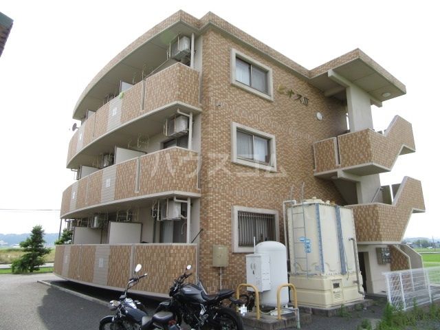 磐田市西島のマンションの建物外観