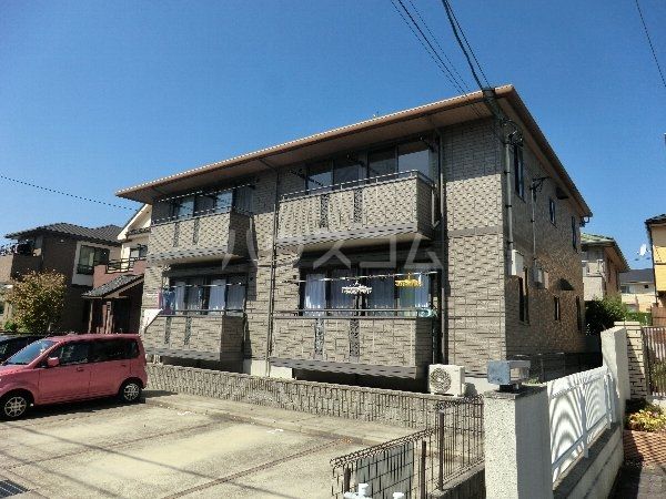 名古屋市守山区喜多山南のアパートの建物外観