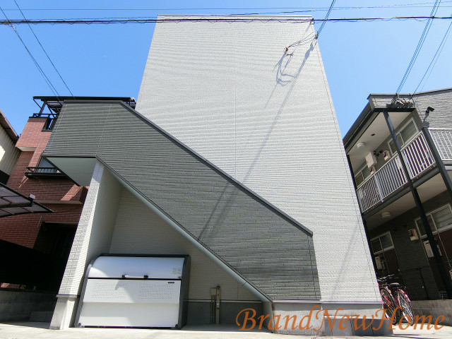 堺市堺区二条通のアパートの建物外観