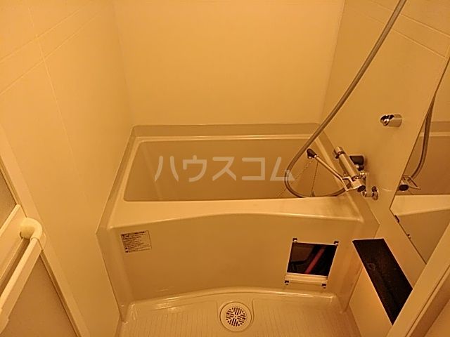 【プレサンス名古屋幅下ファビュラスのバス・シャワールーム】