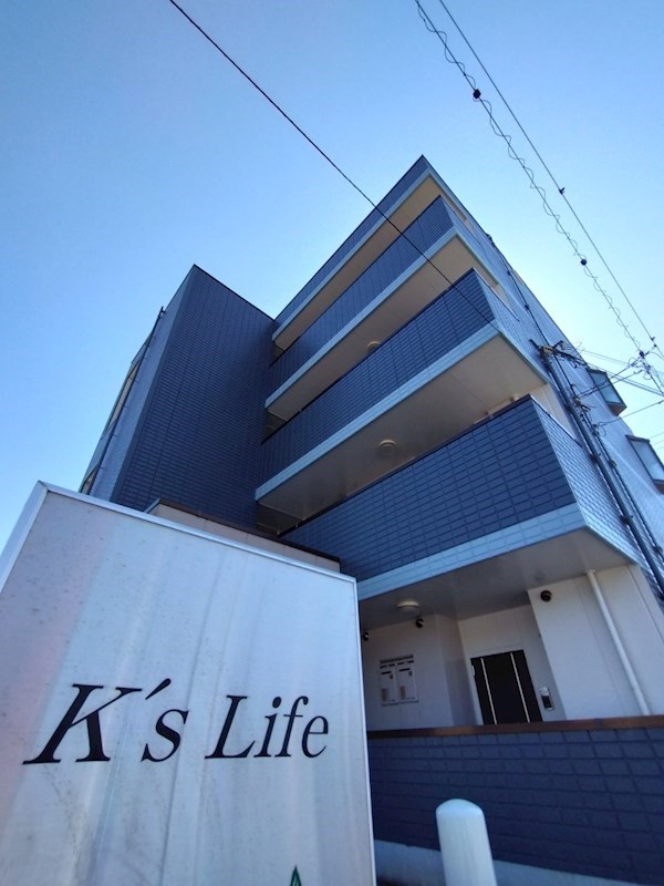 姫路市広畑区高浜町のマンションの建物外観