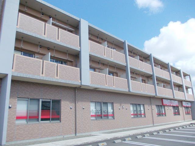 東和第一ビルの建物外観