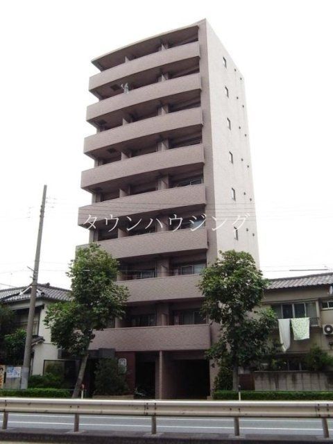 【大田区大森本町のマンションの建物外観】