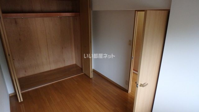 【霧島市隼人町神宮のマンションの収納】