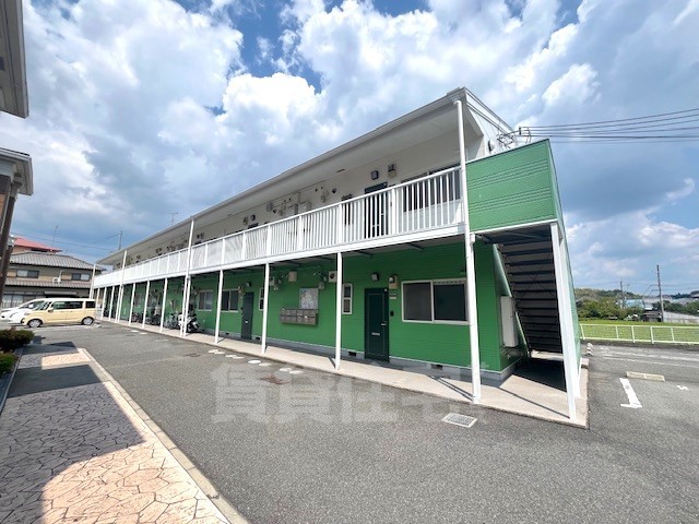 グリーンシャルマンの建物外観