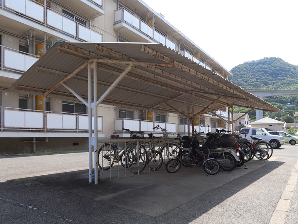 その他　駐輪場（その他）まで50m