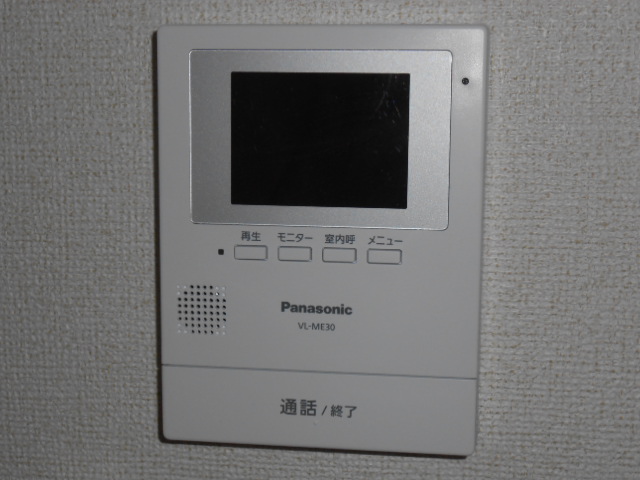 セキュリティ　カラーＴＶモニター付インターホン完備