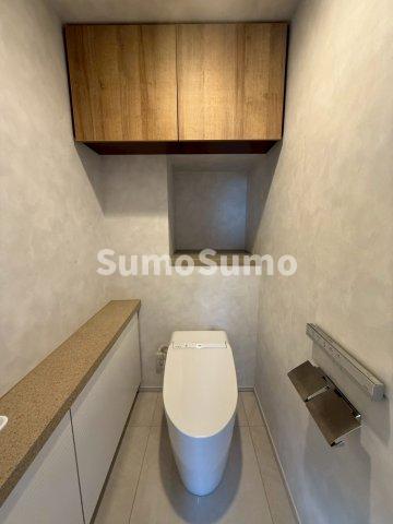 トイレ　落ち着いたトイレです