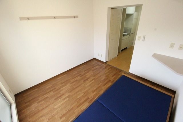 その他部屋・スペース　★つやのあるフローリング★