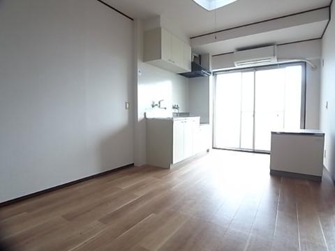 居室・リビング　リビング