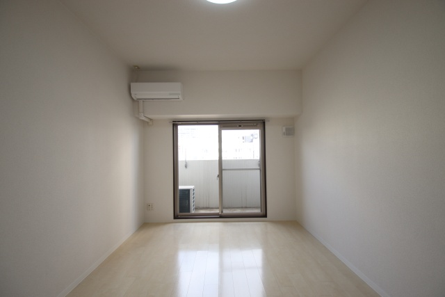 居室・リビング　※別室の参考写真の為、現況優先です。