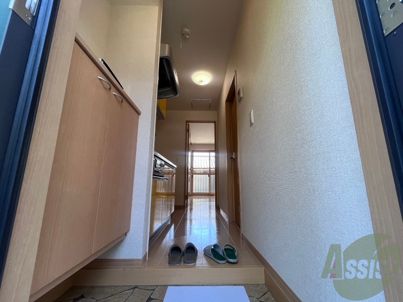 玄関　玄関から撮影しました。明るさが伝わりますか。