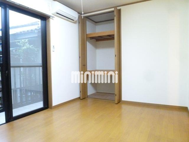 居室・リビング　７帖の広い洋室です。