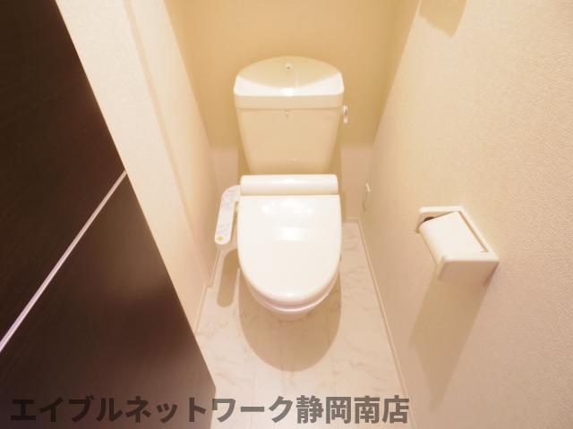 グラードのトイレ写真