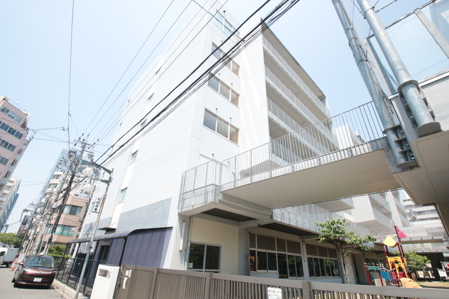 【ファステート名古屋駅前アルティスの中学校】