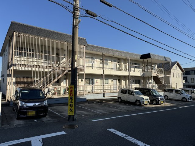 【サンハイツ梅森台の建物外観】