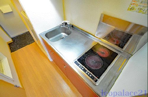 キッチン　備品や設備仕様は号室等により異なります現地をご確認ください。