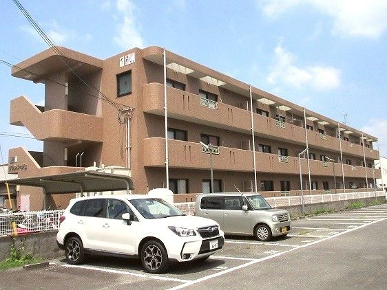 柏原市平野のマンションの建物外観