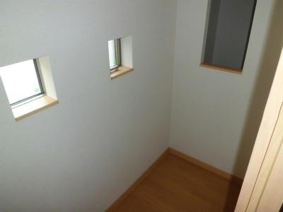 その他　階段脇のフリースペース。