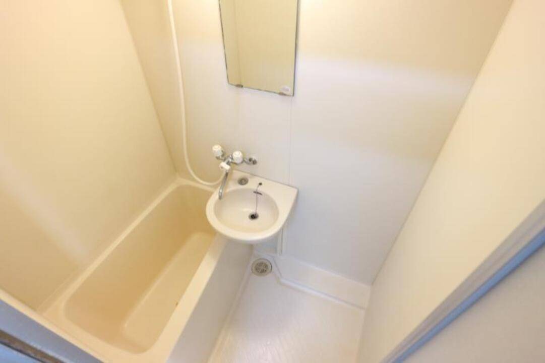 バス・シャワールーム　浴室