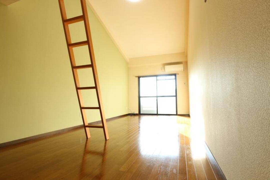 居室・リビング　リビング