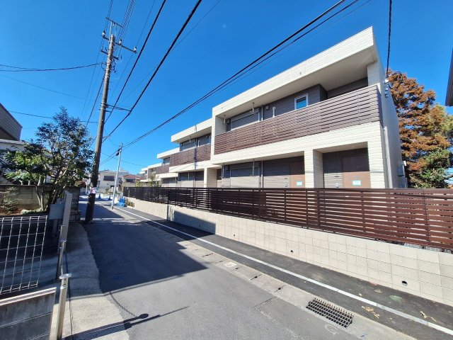 【ＢＯＲＩＫＩいちかわ須和田ＥＡＳＴの建物外観】