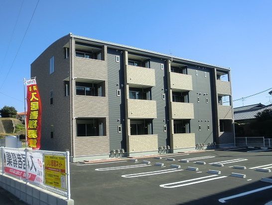 熊本市北区大窪のアパートの建物外観