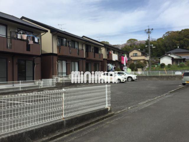 【セジュールかねやま　３の駐車場】