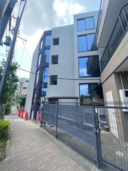 江東区永代のマンションの建物外観