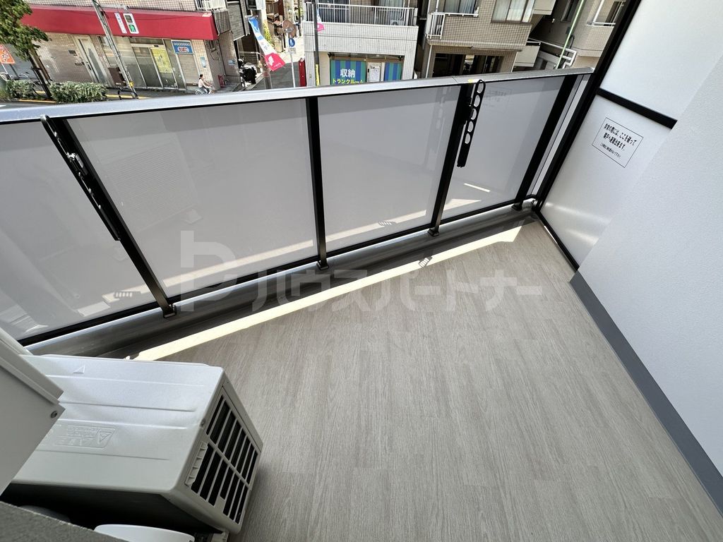 バルコニー