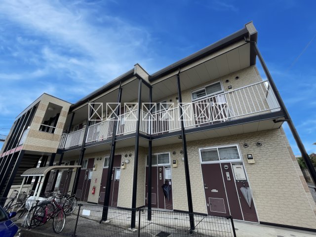 リバストンの建物外観