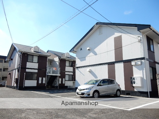 駐車場　エントランス