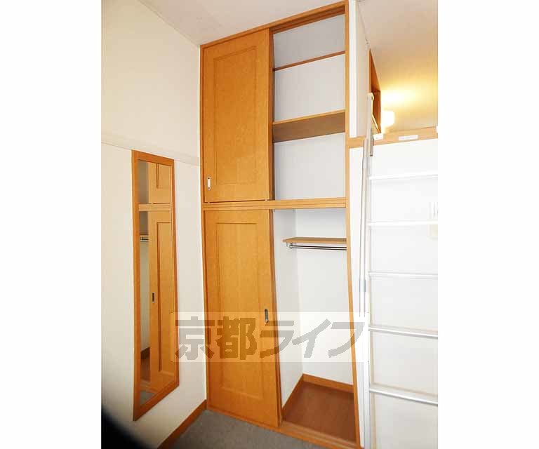 収納　沢山入る収納スペースとなっております