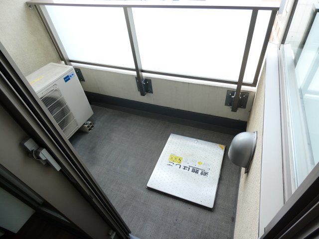 バルコニー　ロビー