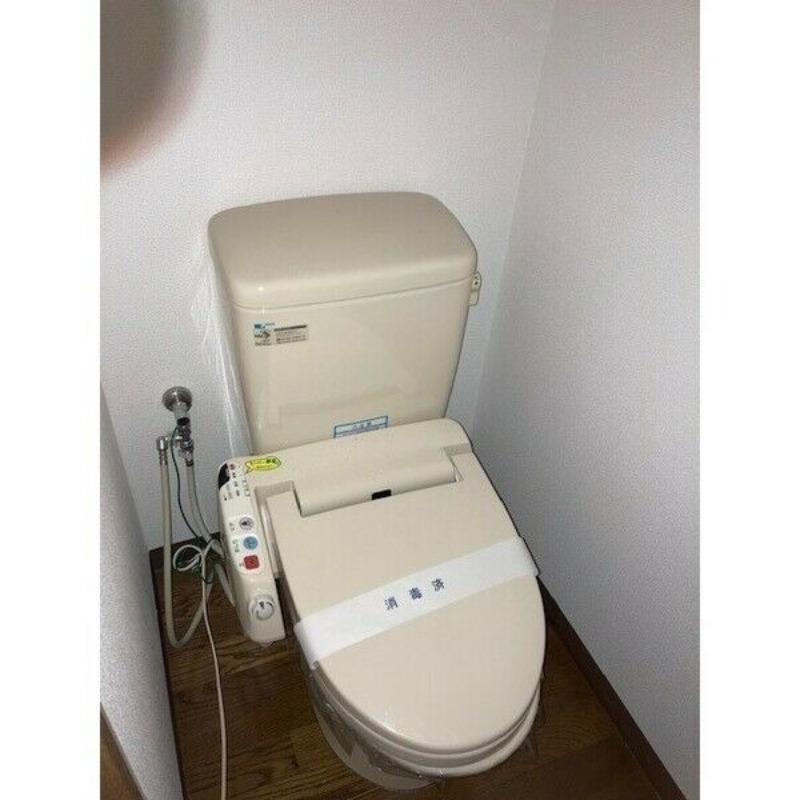 トイレ　図面と現状に相違がある場合には現状を優先