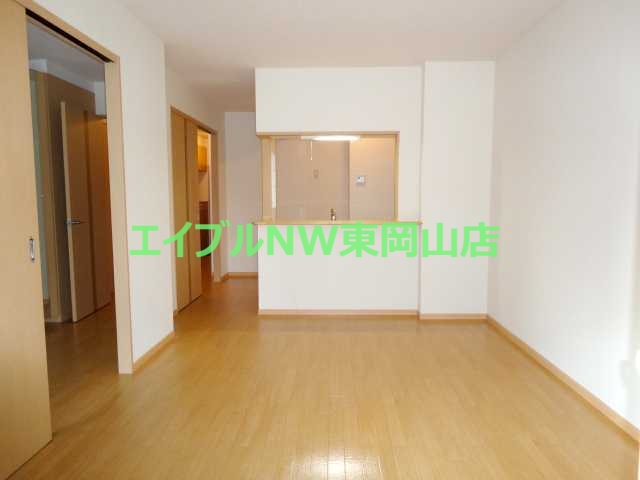 居室・リビング　リビング